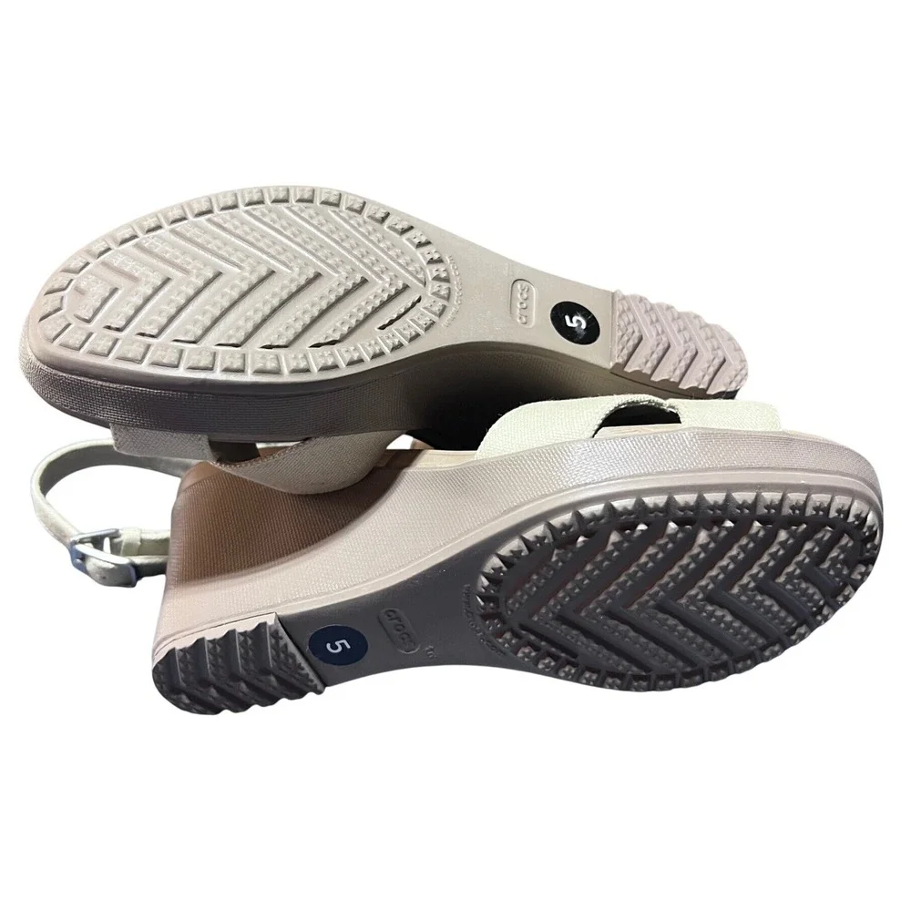 Crocs Leigh II Ankle Strap Wedge Sandals Oatmeal Mushroom Canvas Womens 5